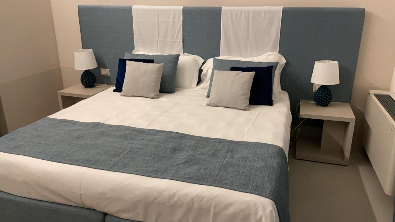 Hercules Suites Noto Dış mekan fotoğraf