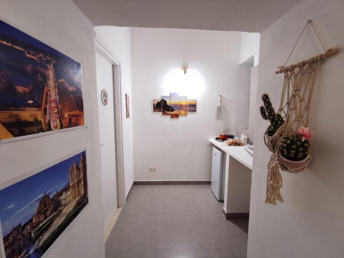 Hercules Suites Noto Dış mekan fotoğraf